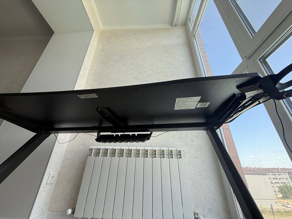 Компьютерный стол XRocker Jaguar Esports RGB