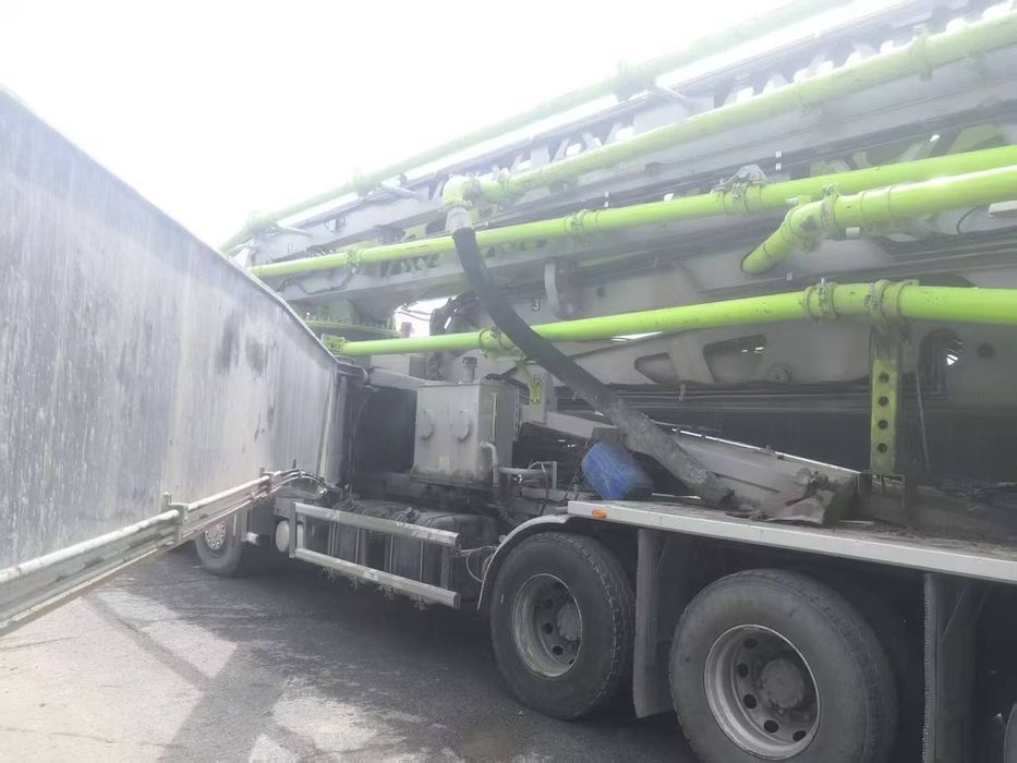 70 metrlik avtobetonnasos zoomlion