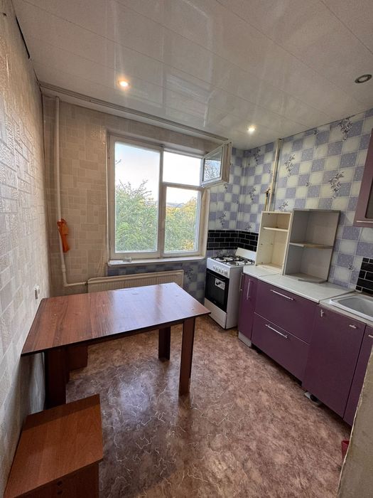 Продаётся 3 комн Ремзавод 63кв