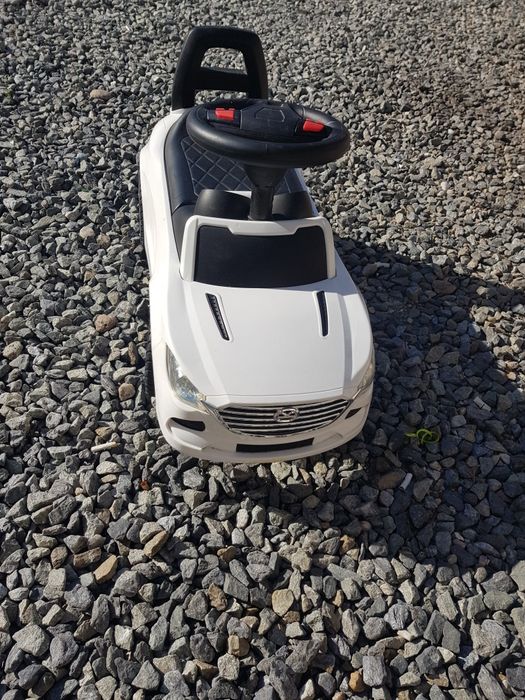 Mașinuță pentru copii