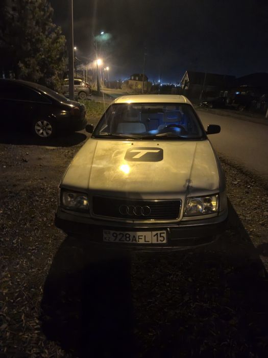 Продам ауди 100с4