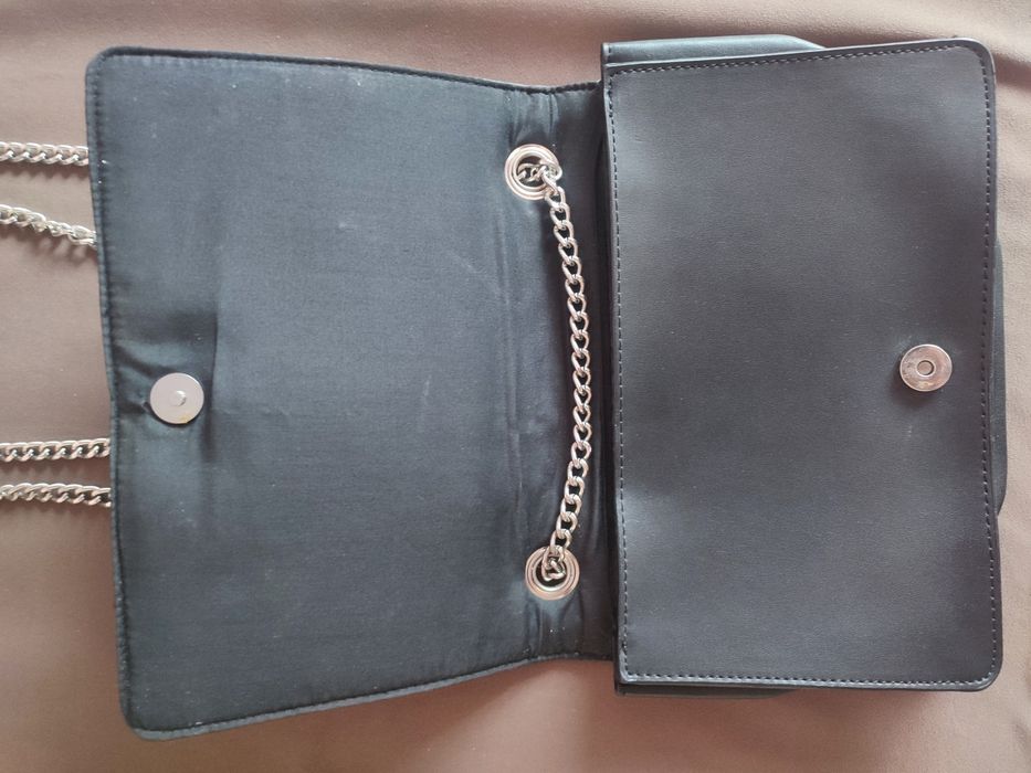 Мешка nike, черна и бяла чанта