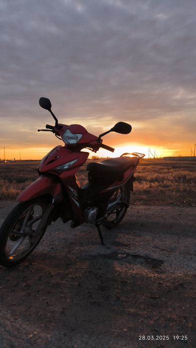 Продам мопед Honda Phoenix 110см³