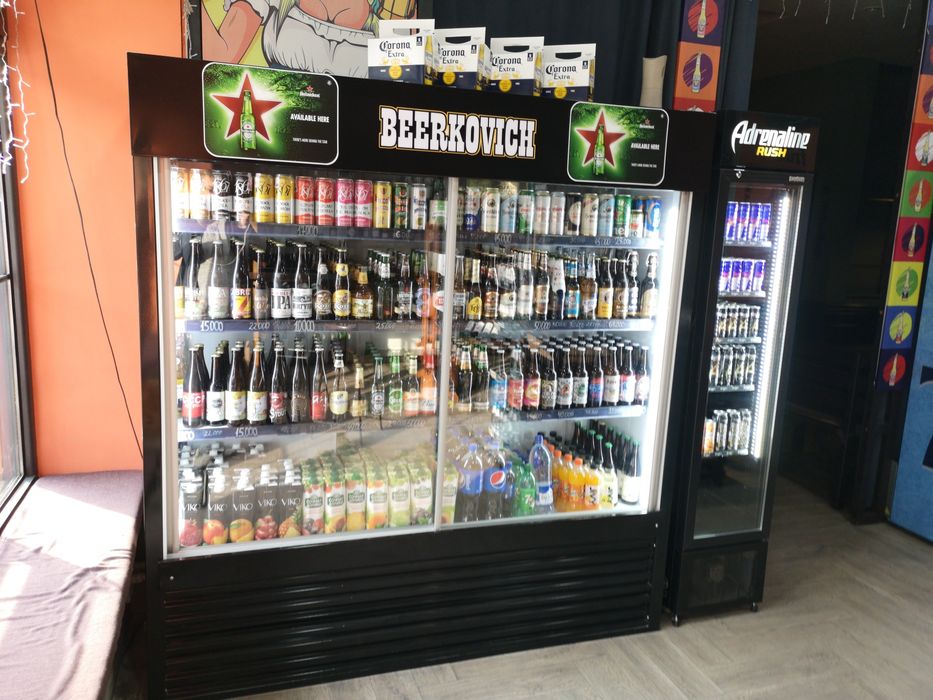 Витринный Холодильник под Напитки