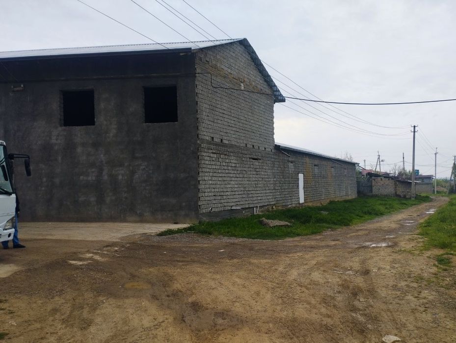 4.sotik yer sotiladi