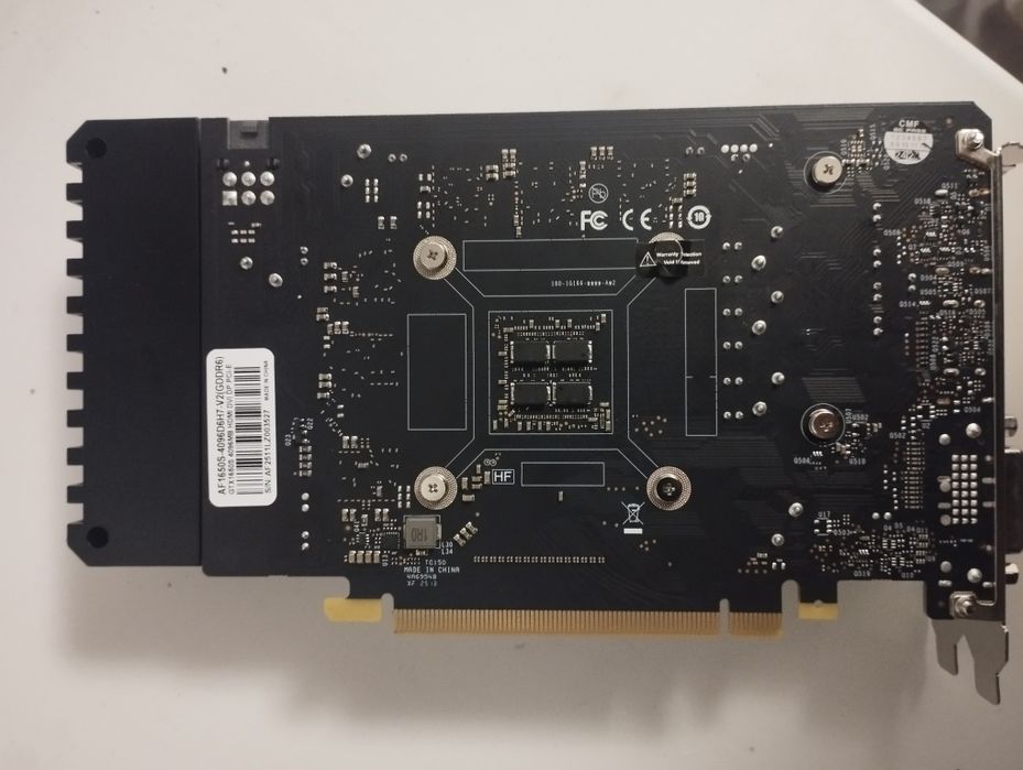 Продам видеокарту 1640 Super 4bg