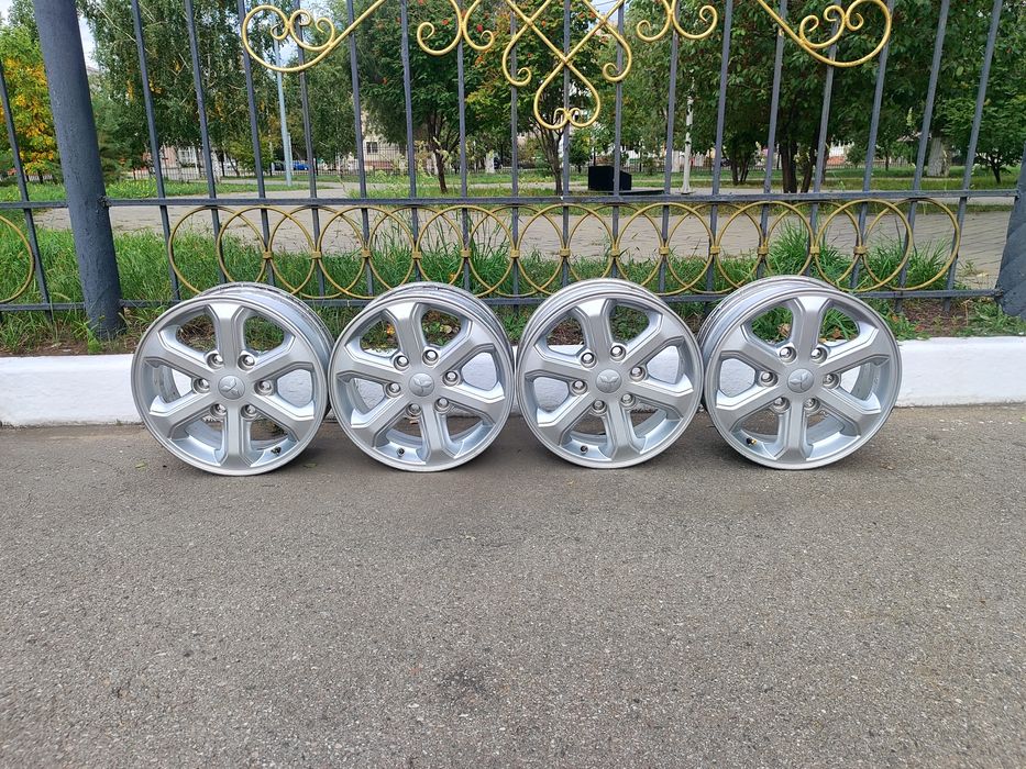 Диски R16, 6x139.7 ступица 67.1 мм