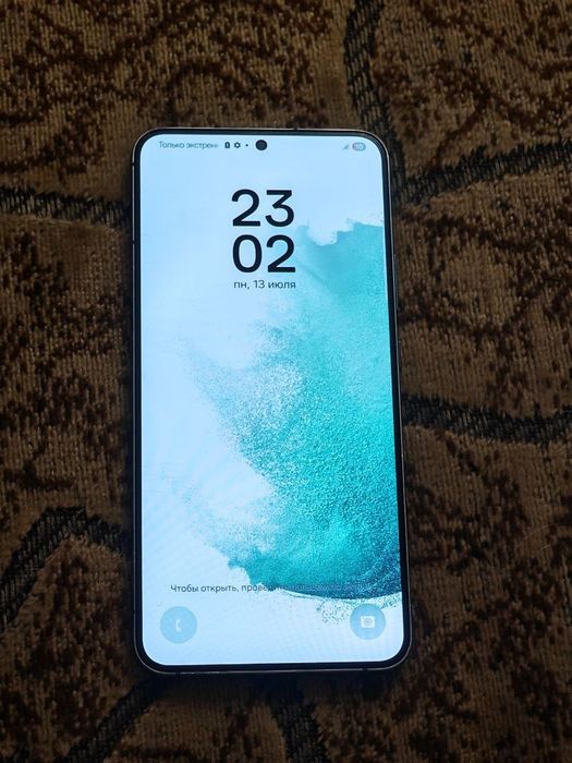 Samsung Galaxy s22 plus