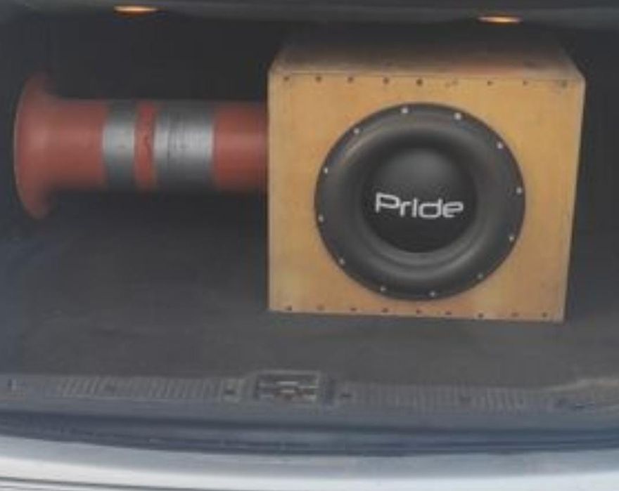 Продам сабвуфер Pride Т12