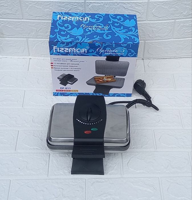 Мультипекарь, Вафельница (железный корпус)- 8500