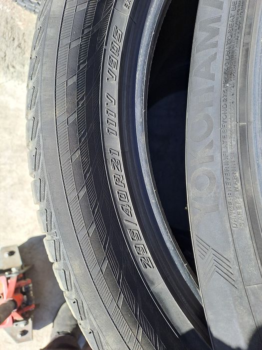 Гуми 295 40 21 продава