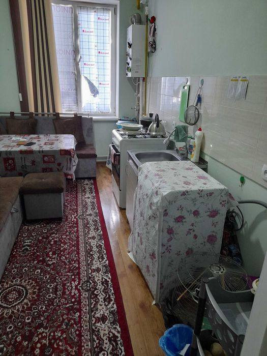 Ko`p qavatli uydagi xonadon