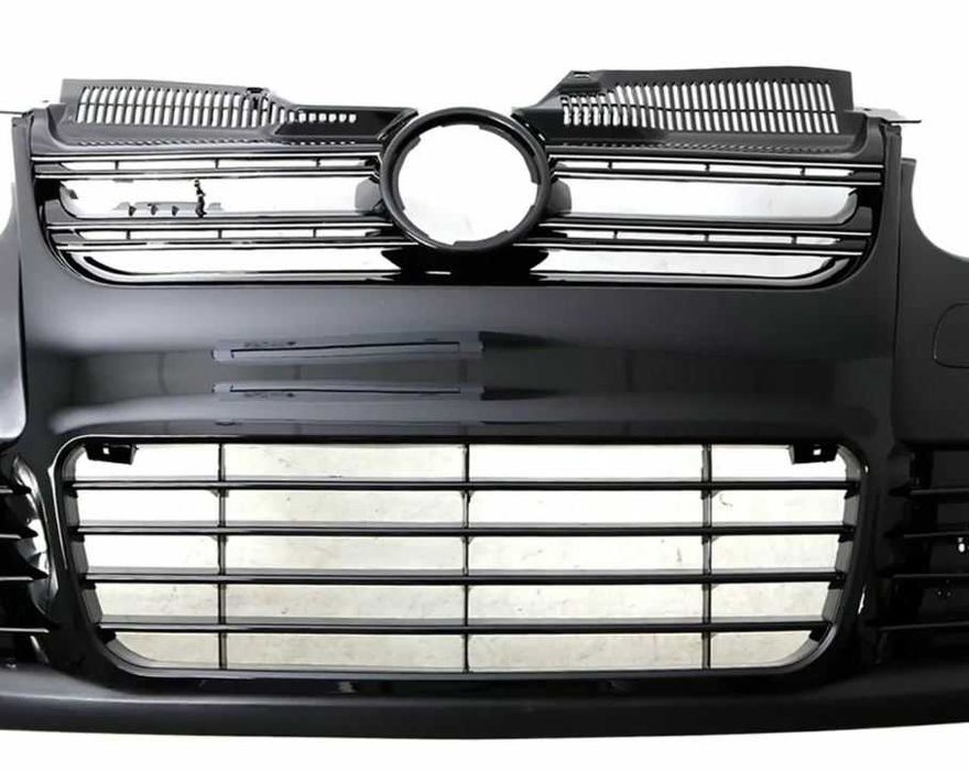 Предна броня за Golf 5 R32 с R32 решетки без халогени - черна или хром