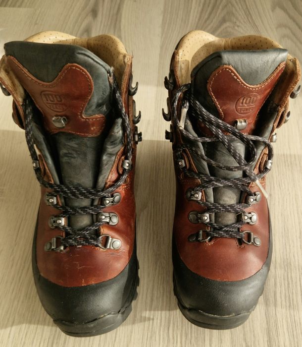 Bocanci Piele Hiking/Trekking Dama Marimea 36 Hanwag