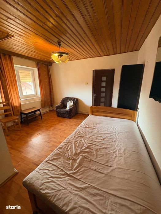 camera la vila copou intrare separata bucatarie 2 baii 160 euro