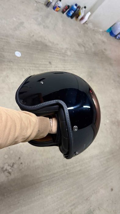 Мото каска MT Helmets 2XL със слънчев визьор