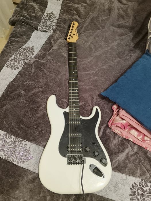 электрогитара б/у ROCKSTEL