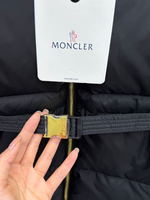 Срочно продам женский пуховик