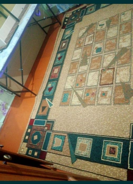 Продам Ковёр 10000