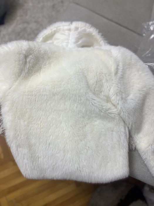 Scurtă din blană artificială