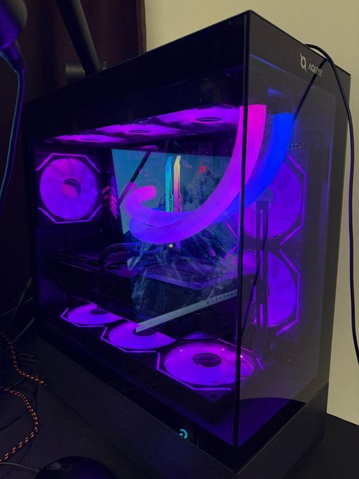 PC de Gaming Ryzen 9700X | RTX 5080 16GB | 4TB SSD | 32GB RAM