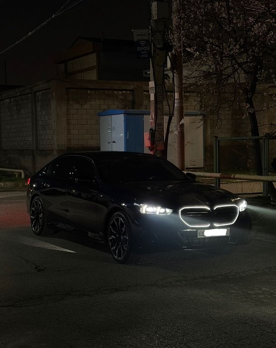 Bmw i5 edrive 40L 713 km zapas xod