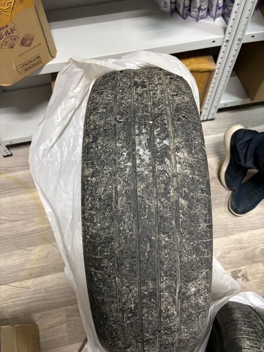 Авто шина 235/65R17
