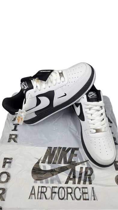 Adidasi Nike Air Force 1 Black/White