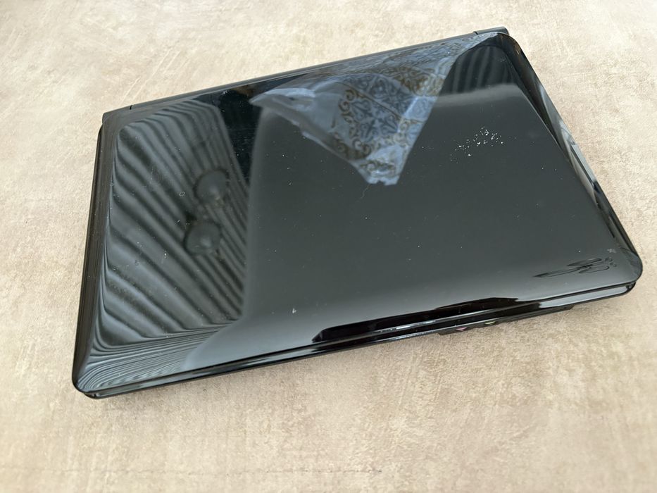 Нетбук на запчасти за 5000