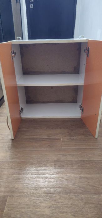 Шкаф небольшой, компактный