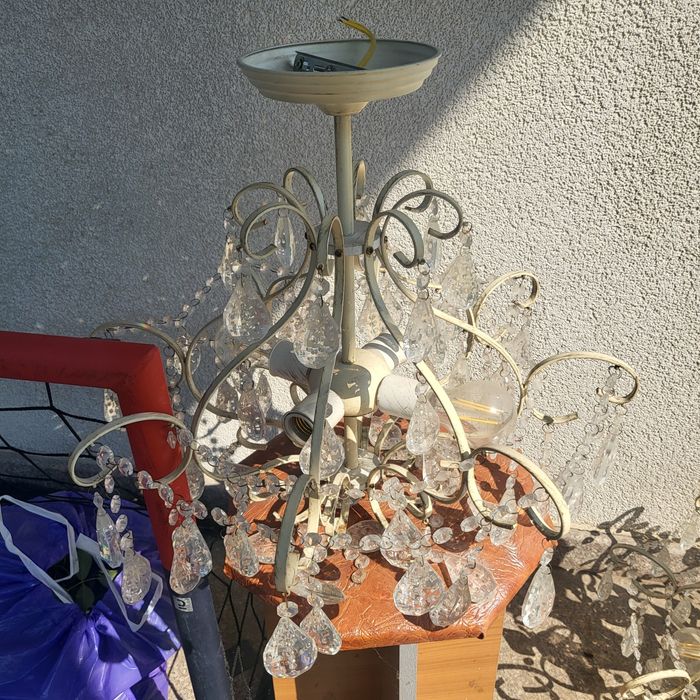 2 lustre cristal  puțin folosite în stare buna