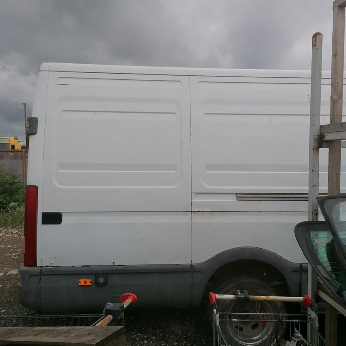 Dezmembrari  Iveco DAILY 3  1997  > 2007 35 S 11,35 C 11 (A2FC13AA, A