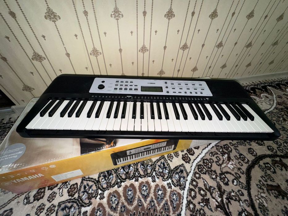 Yamaha Синтезатор