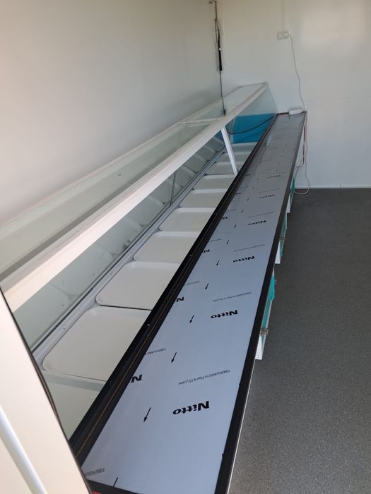 Vand rulota comerciala