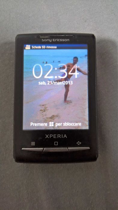 vind Sony Eriksson funcțional si încărcător Xperia X10
