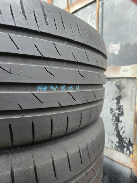 2бр. 225 50 17 Toyo летни.