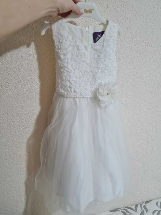 Платья нарядные/праздничные 4- 11 лет,детские