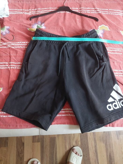 Pantaloni Adidas măsura