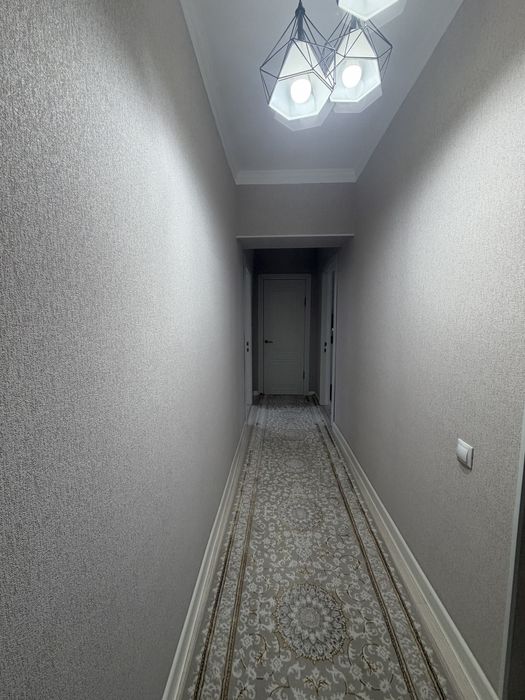 3 ком.кв в Сити  98кв.м 2/9