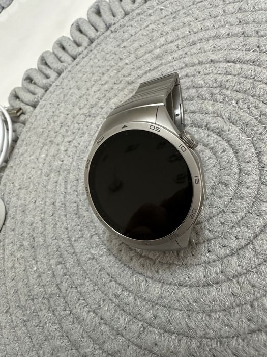 Huawei Watch GT 4 necesita Baterie inlocuita