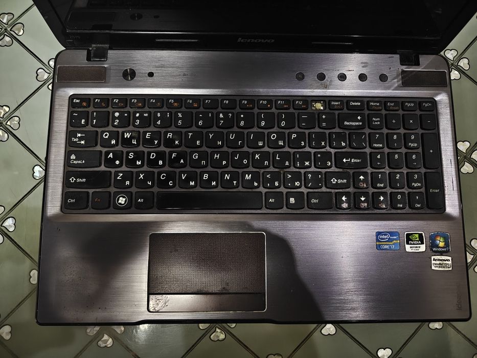 Lenovo IdeaPad z570. Core i7.