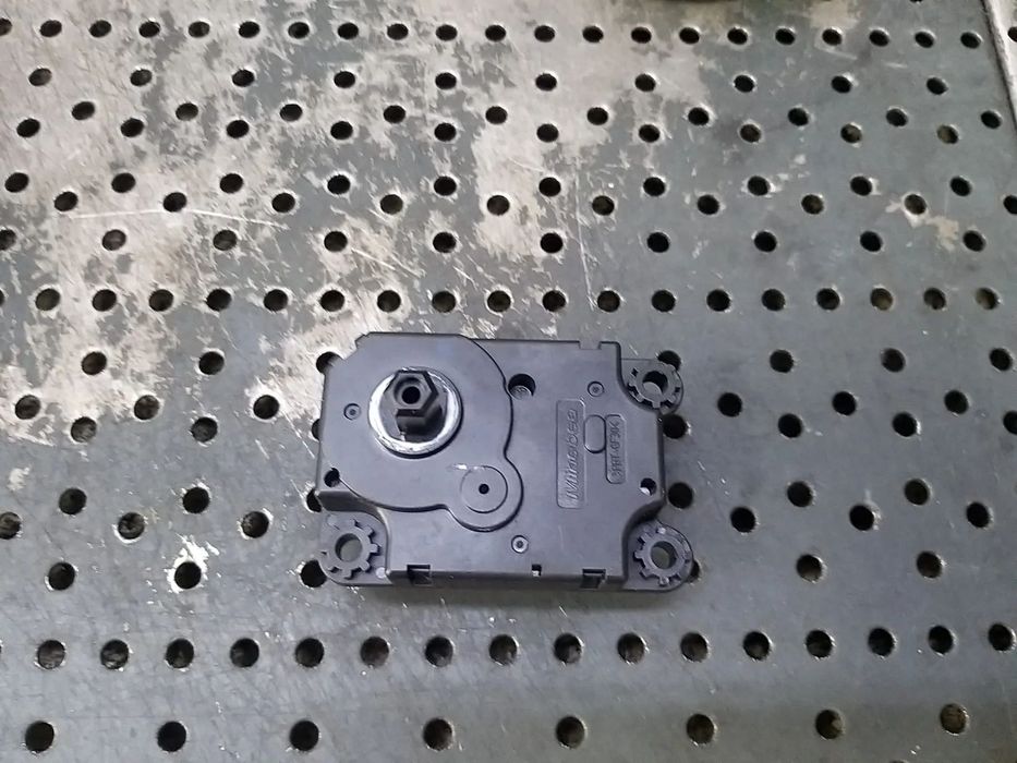 Motoras clapeta aeroterma renault captur 1 j5 h5 a21201700 had36001a