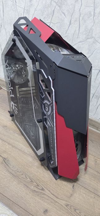 Transformers case от Bloody, только кейс с куллерами, пустой