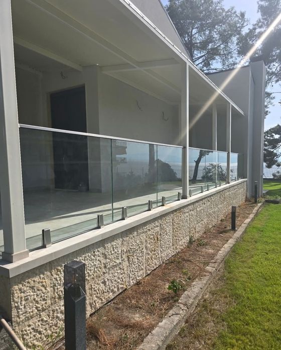 Алуминиеви Парапети