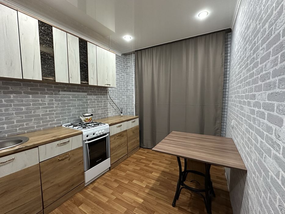 Квартира 6мкр однушка