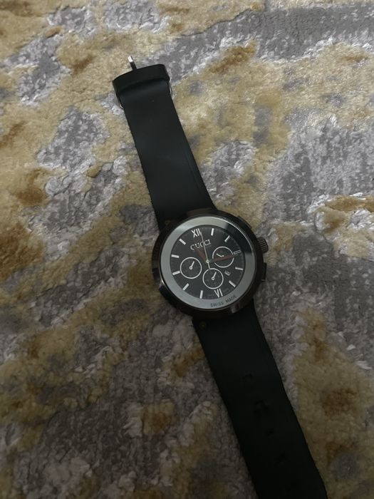 vand ceas gucci pentcaon