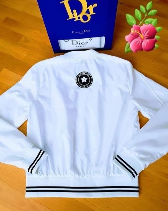 Jachete dama new model, cod Qr scanabil/logo metalic/saculet,eticheta