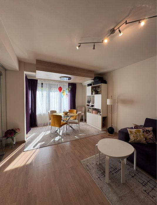 Apartament la cheie 3 camere 2bai curte proprie parcare subterana lift