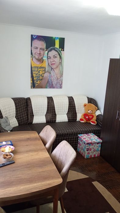Vând ap 3 camere parter