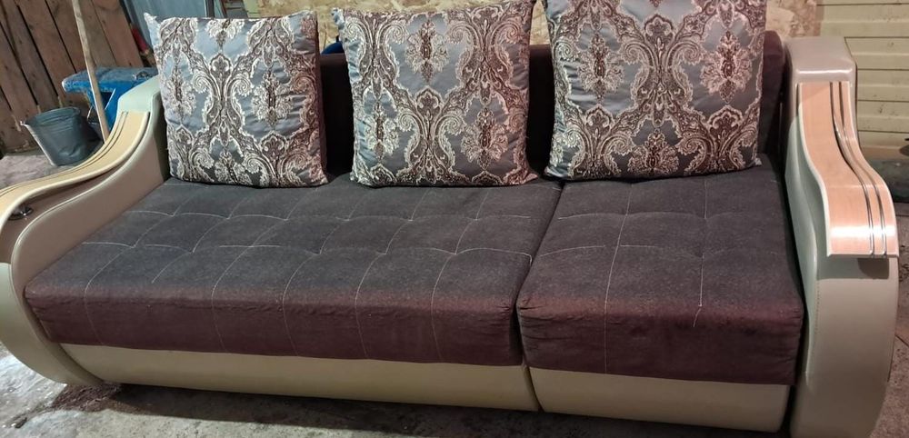 Продам уголок 321